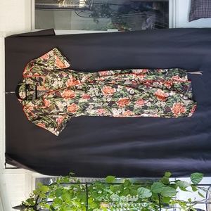 The most beautiful wrap dress ever sz.l🥰